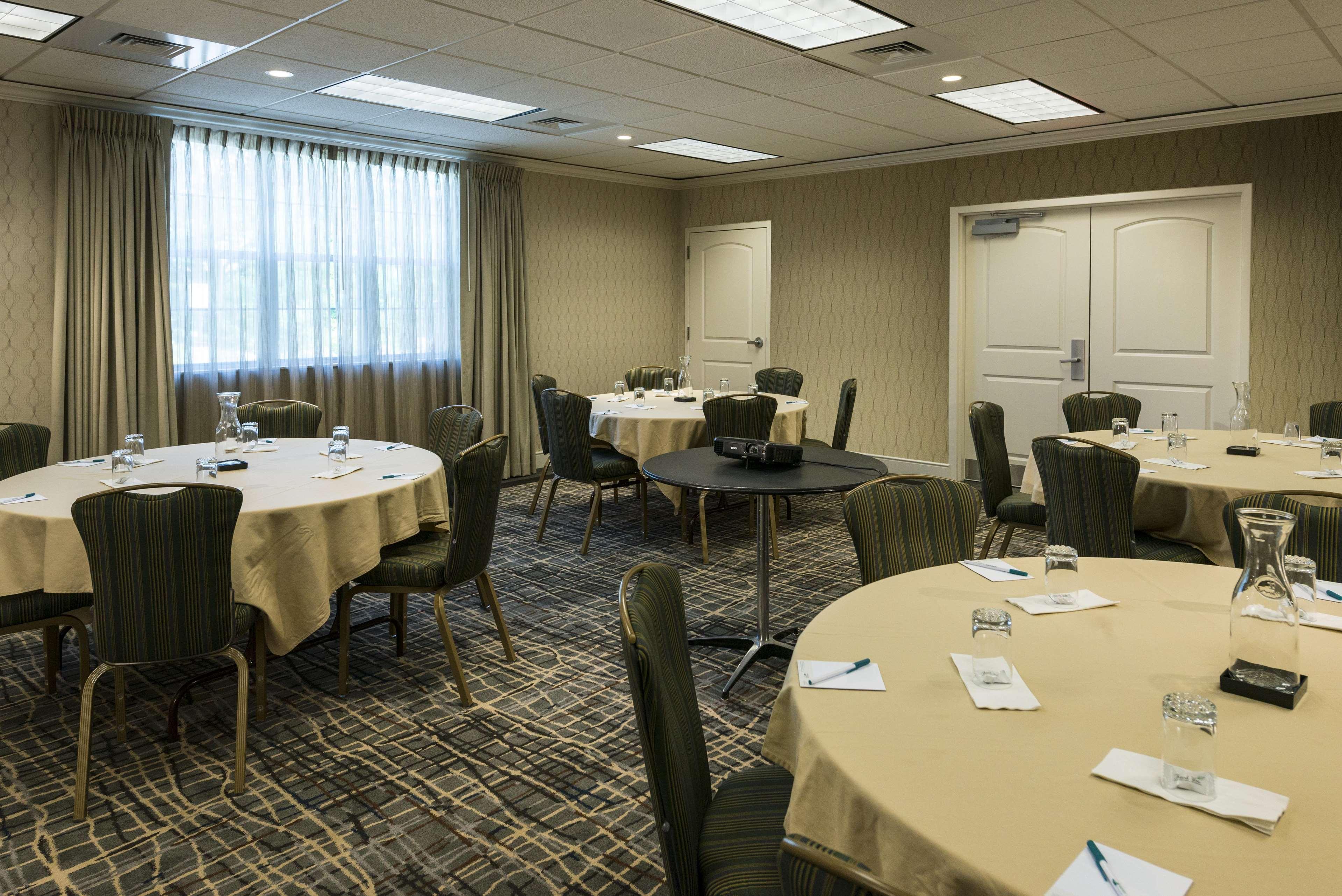 Homewood Suites By Hilton Portsmouth Exteriör bild
