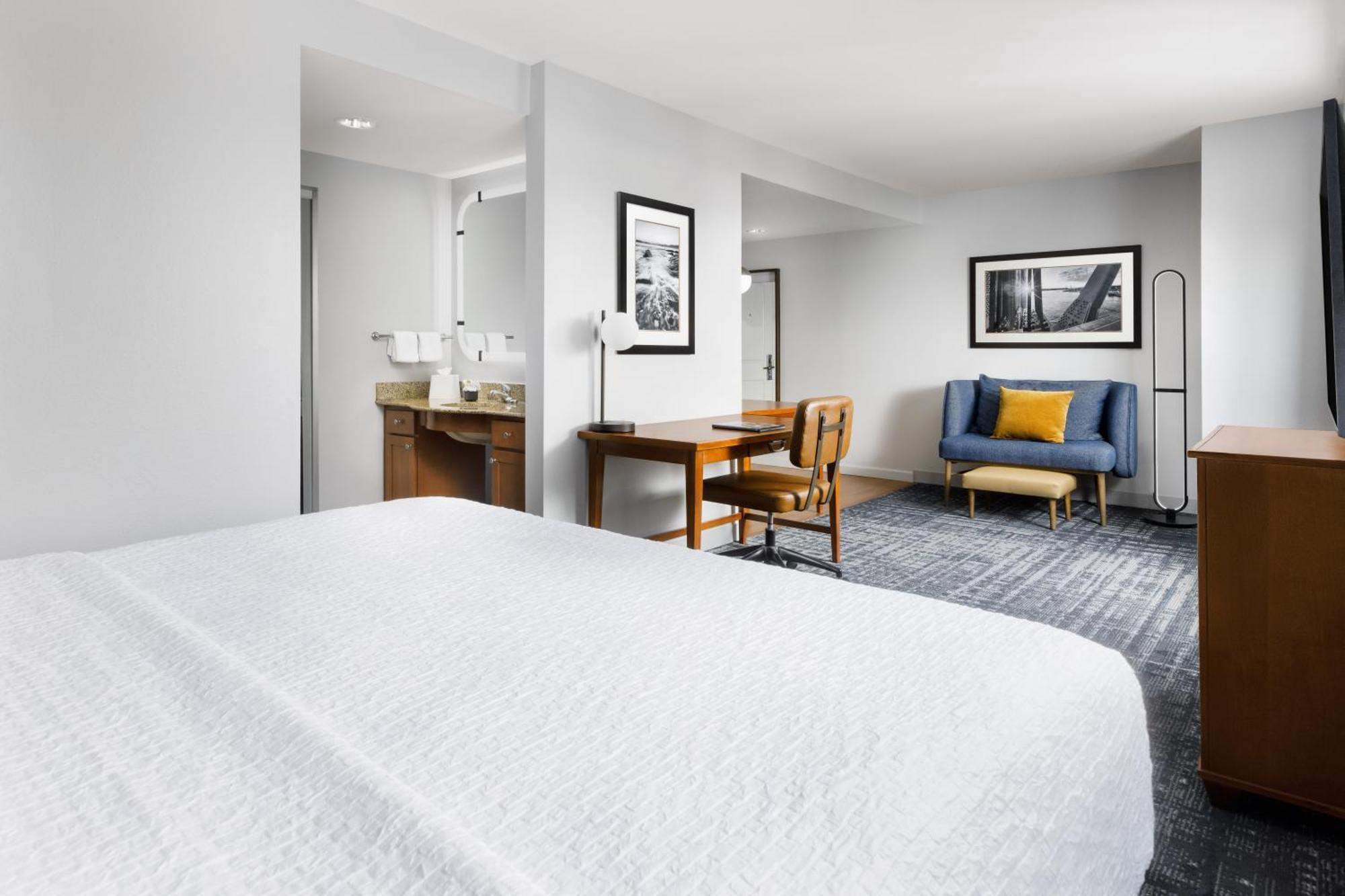 Homewood Suites By Hilton Portsmouth Exteriör bild