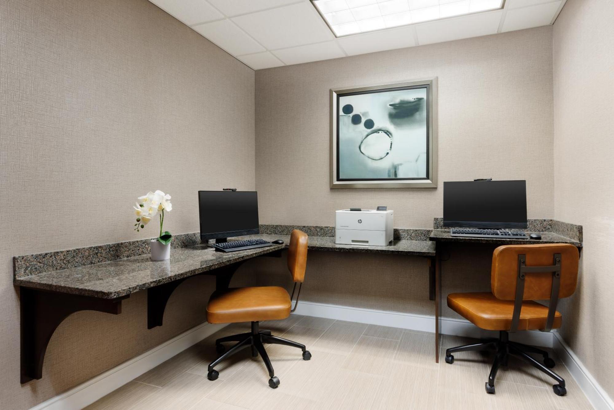 Homewood Suites By Hilton Portsmouth Exteriör bild