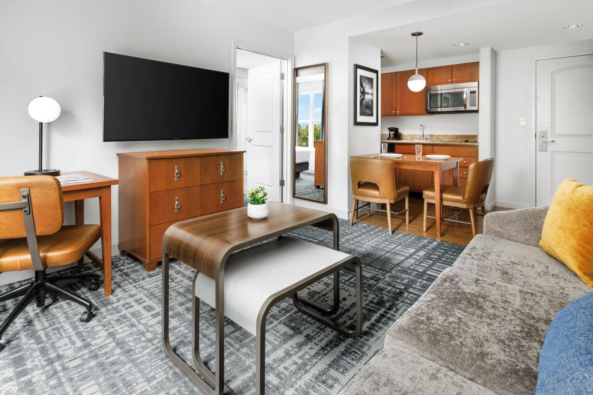 Homewood Suites By Hilton Portsmouth Exteriör bild